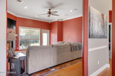 3-web-or-mls-703 Kaiser Dr-3