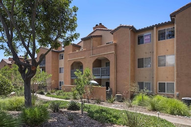 7190 Shoreline Dr unit 6313, San Diego, CA 92122 - photo 2