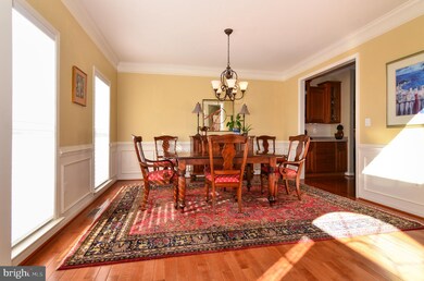 22183 Winter Lake Ct, Ashburn, VA 20148 - photo 5