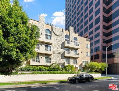 1160 Granville Ave unit 108, Los Angeles, CA 90049 - photo 2