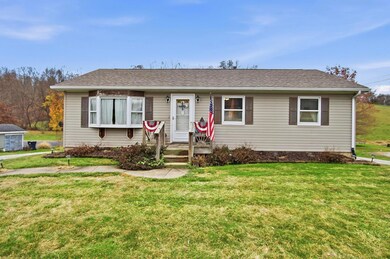 2431 Pinkerton Ln, Zanesville, OH 43701 - photo 3