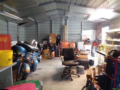 Garage/Workshop Interior