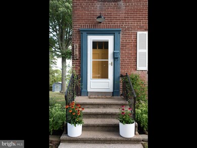 310 Pikeland Ave, Spring City, PA 19475 - photo 2