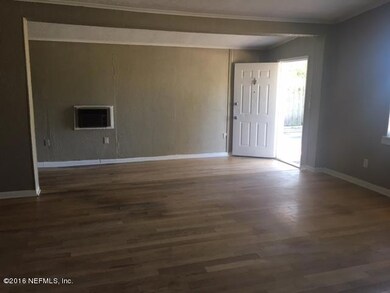 3519 Eve Dr W, Jacksonville, FL 32246 - photo 3