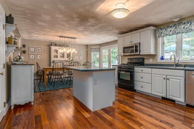 8 Spring St, Pelham, NH 03076 - photo 6