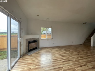 702 NE 94th Ave, Portland, OR 97220 - photo 6