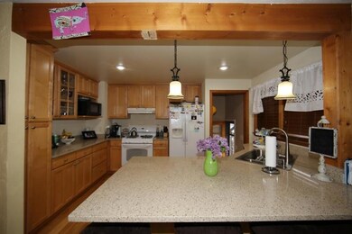 Kitchen (View 3)