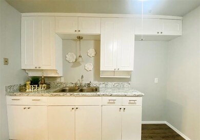 3452 Weber St, Fort Worth, TX 76106 - photo 6