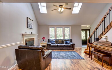 16 Amber Way, Ballston Spa, NY 12020 - photo 4