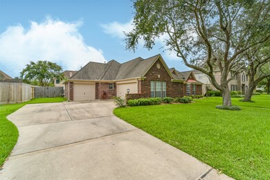 1213 Red Wing Dr, Friendswood, TX 77546 - photo 3