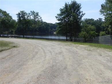 6325 Maple Rd, Quinton, VA 23141 - photo 7