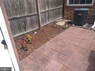 7671 Arbory Ct, Laurel, MD 20707 - photo 4