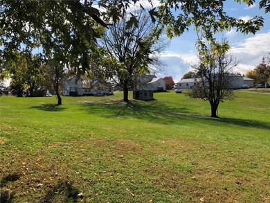 202 E Jefferson Ave, Batchtown, IL 62006 - photo 7