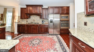 25146 Earlsdon Terrace, Chantilly, VA 20152 - photo 4