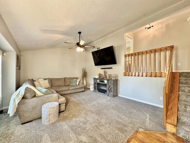 2455 SW Kingsrow Rd, Topeka, KS 66614 - photo 3