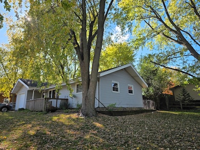 200 S Beck Rd unit 12, Lindenhurst, IL 60046 - photo 4