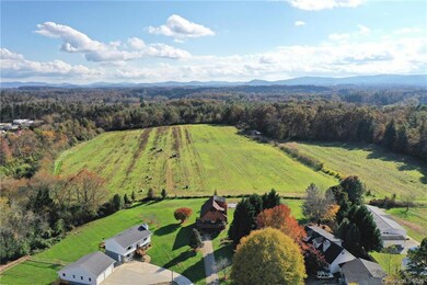 23 Apple Blossom Ln unit 12, Hendersonville, NC 28792 - photo 6