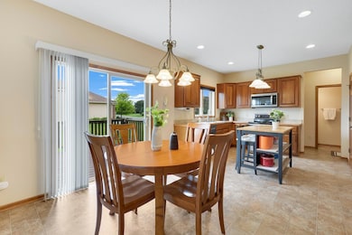 2061 Cobblestone Dr, Cologne, MN 55322 - photo 2