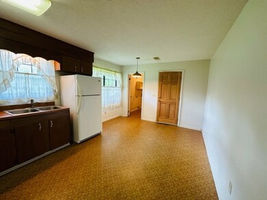 506 W Chattahoochee St, Fitzgerald, GA 31750 - photo 5