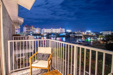 Balcony2