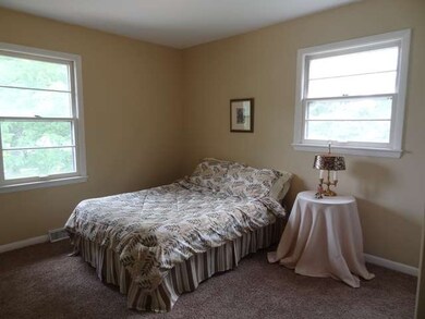 147 Monroe St, Oswego, IL 60543 - photo 2