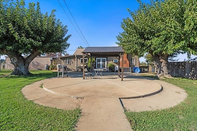 23707 N Graham Rd, Acampo, CA 95220 - photo 2