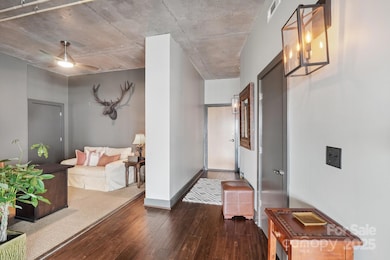 Courtside Condominiums unit 1001, Charlotte, NC 28202 - photo 4