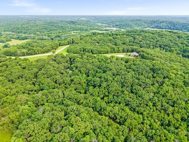 Winding River Road, Three Creeks Townshi