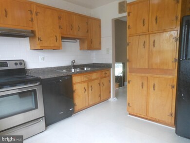 12917 Holdridge Rd, Silver Spring, MD 20906 - photo 4