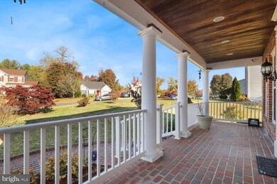 16263 Gayle Ct, Triangle, VA 22172 - photo 3