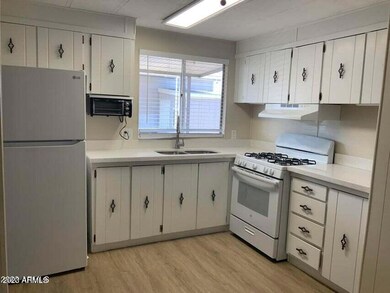 Kitchen2 UH MH