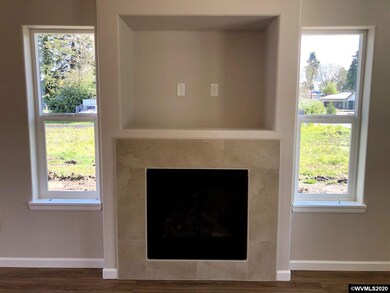 1923 SW 14th Ave, Albany, OR 97321 - photo 5