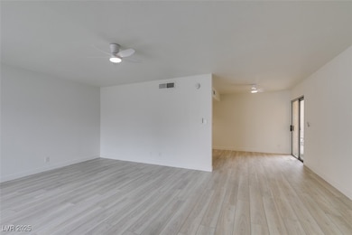 3370 Dunham Ct, Las Vegas, NV 89121 - photo 6