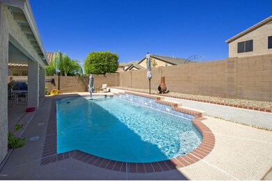 001_Beautiful Sparkling Pool