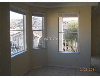 Dining Room. DINING AREA WITH GREAT MOUNTIAN VIEW