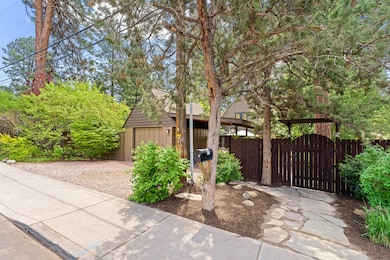 975 NE Norton Ave, Bend, OR 97701 - photo 2