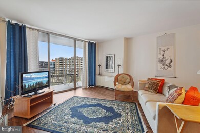 Van Ness North unit 1324, Washington, DC 20008 - photo 2