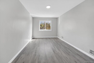 437 Torry Ave unit 2, Bronx, NY 10473 - photo 4