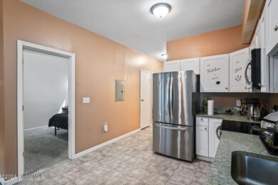 708 State St, Albany, NY 12203 - photo 6