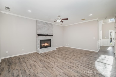 2507 Bathgate Ln, Matthews, NC 28105 - photo 4