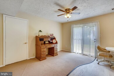 3531 Northshire Ln, Bowie, MD 20716 - photo 5