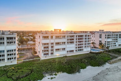 Somerset Oceanfront unit . 3203c, Indian Harbour Beach, FL 32937 - photo 2