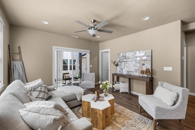 3482 NW 7th St unit 92, Redmond, OR 97756 - photo 3