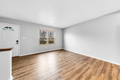009-638MossOakAvenue-Columbus-OH-43230-S