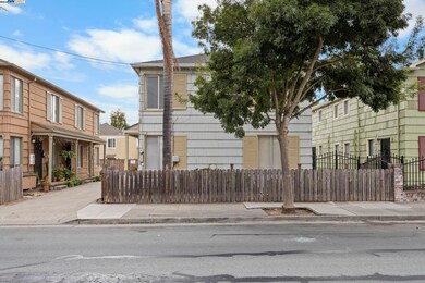 2774 Sacramento St, Berkeley, CA 94702 - photo 6