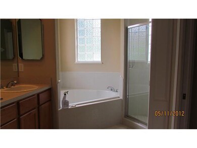 Master Bath/Spa.