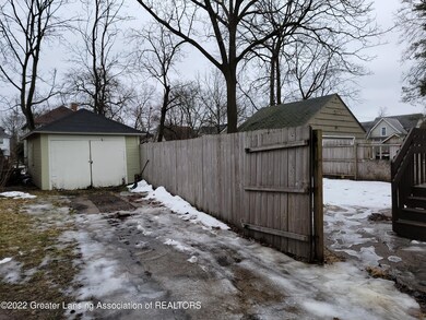 516 Leitram St, Lansing, MI 48915 - photo 4