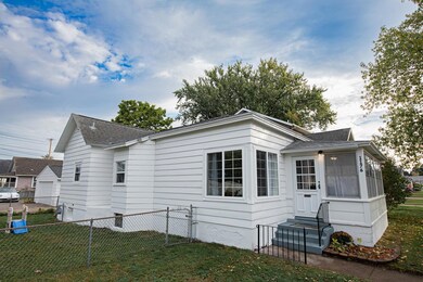 1176 W 4th St, Winona, MN 55987 - photo 3