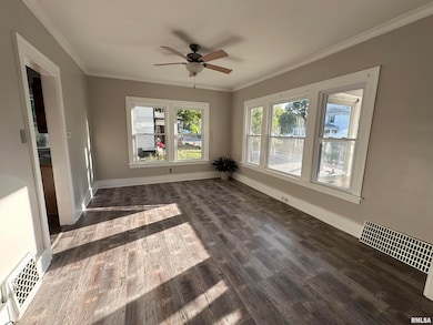 2215 Grand Ave, Davenport, IA 52803 - photo 6