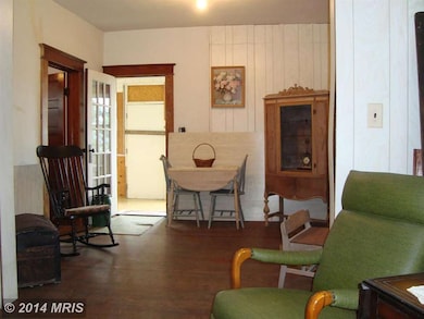 7517 Iroquois Ave, Sparrows Point, MD 21219 - photo 4